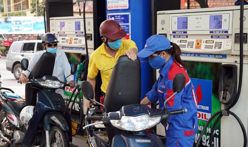 Giảm giá các mặt hàng xăng dầu