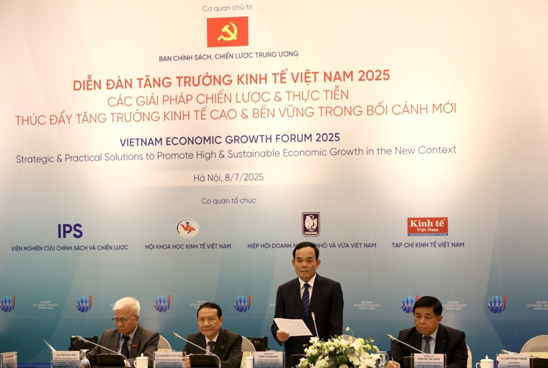 Trưởng ban Chính sách, Chiến lược Trung ương: Cần tìm lời giải cho câu hỏi lớn về tăng trưởng kinh tế 2 con số