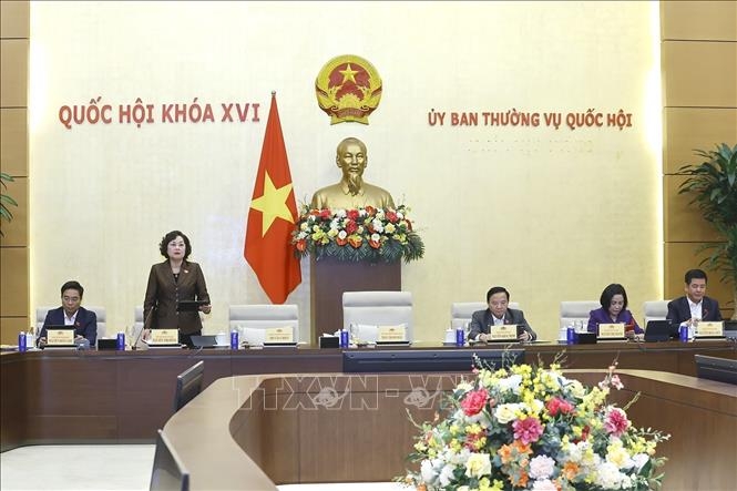 L&agrave;m r&otilde; ngưỡng doanh thu miễn thuế với hộ kinh doanh