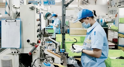 Chiến lược thu h&uacute;t FDI v&agrave;o Việt Nam: Chuyển từ thu...