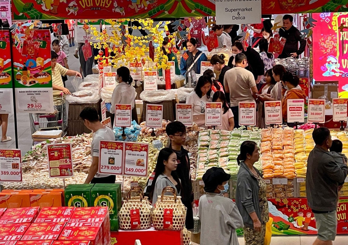 Nhu cầu ti&ecirc;u d&ugrave;ng dịp Tết B&iacute;nh Ngọ đẩy CPI...