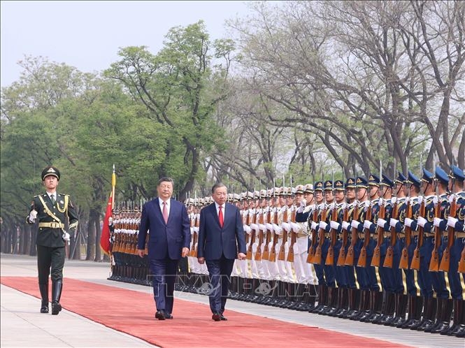 Lễ đón trọng thể Tổng Bí thư, Chủ tịch nước Tô Lâm tại Đại lễ đường Nhân dân