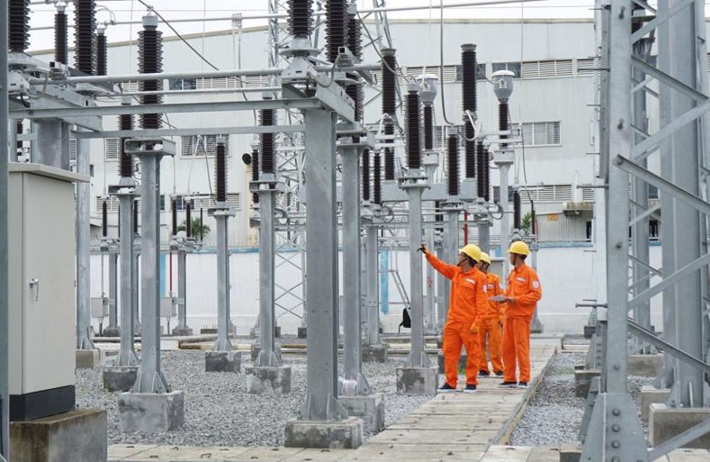 Tăng giá bán lẻ điện bình quân thêm 4,8%
