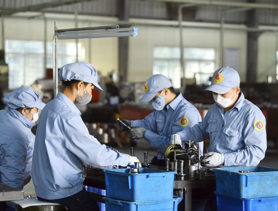 Tuyệt đối kh&ocirc;ng cắt giảm tiền lương kh&aacute;c khi tăng lương tối thiểu