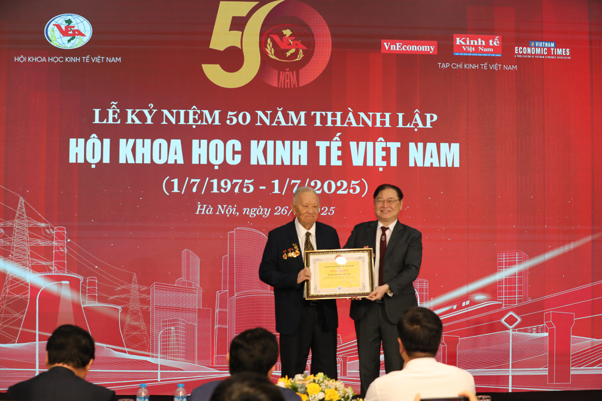 Kỷ niệm 50 năm thành lập Hội Khoa học Kinh tế Việt Nam: Nửa thế kỷ đồng hành cùng sự phát triển đất nước