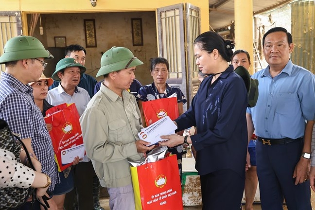 Ủy ban Trung ương MTTQ Việt Nam hỗ trợ công tác khắc phục hậu quả lũ lụt tại Thái Nguyên