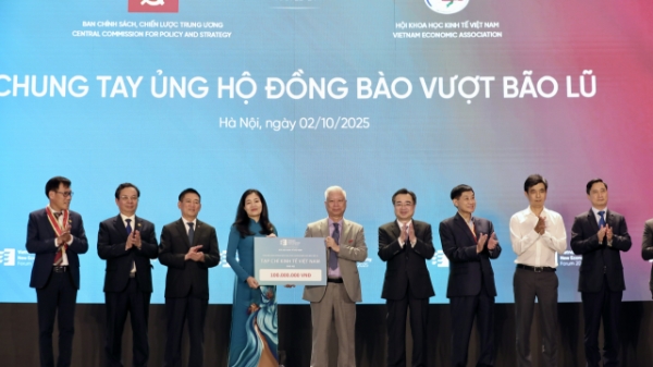 Cộng đồng doanh nghiệp chung tay ủng hộ đồng bào miền Trung