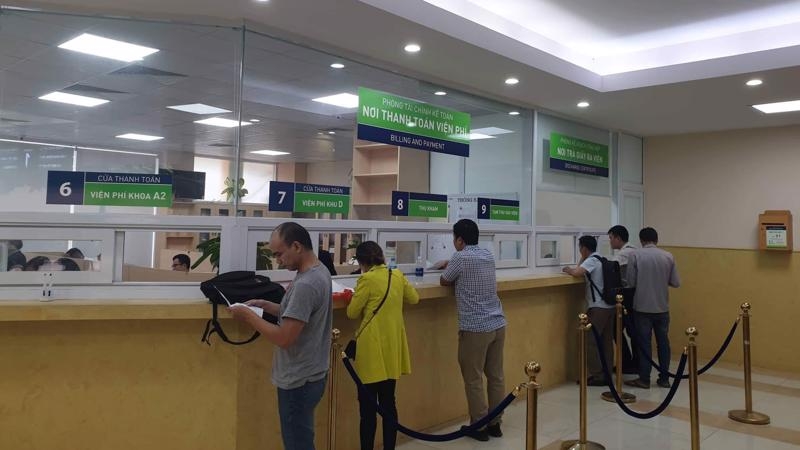 Bộ Y tế đang xây dựng Đề án miễn viện phí toàn dân