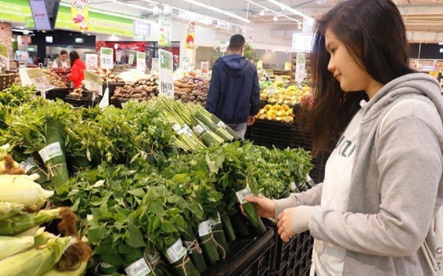 Thị trường tiêu dùng Việt Nam 2025: Người tiêu dùng hướng tới giá trị, công nghệ số và bền vững